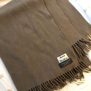 Acne studio wool scarf
